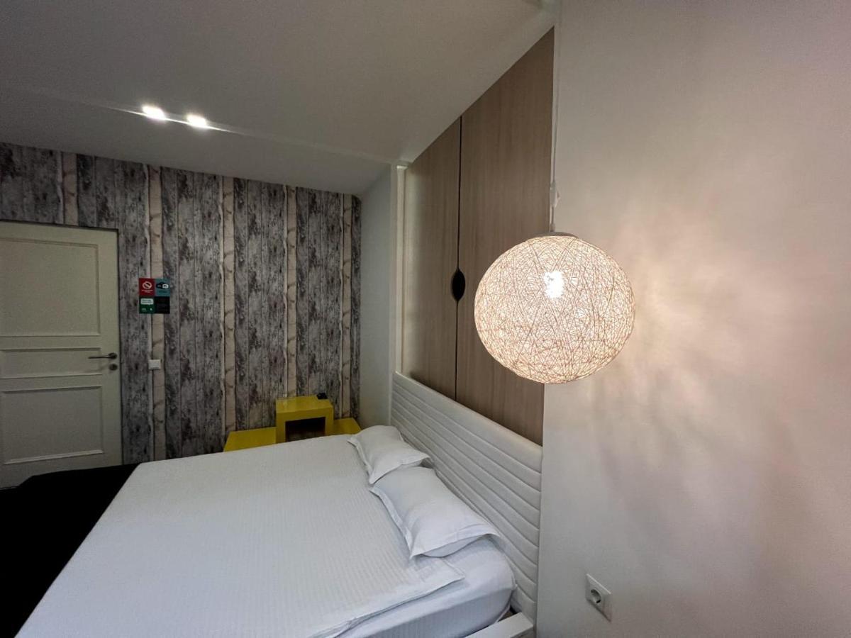 Io Boutique Hotel Bishkek Bischkek Exterior foto