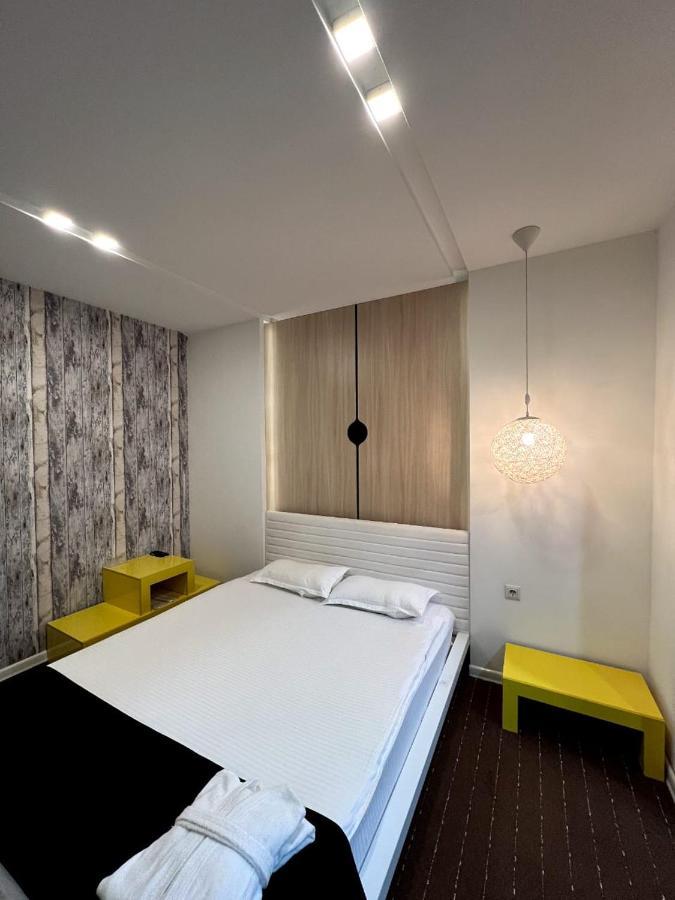 Io Boutique Hotel Bishkek Bischkek Exterior foto