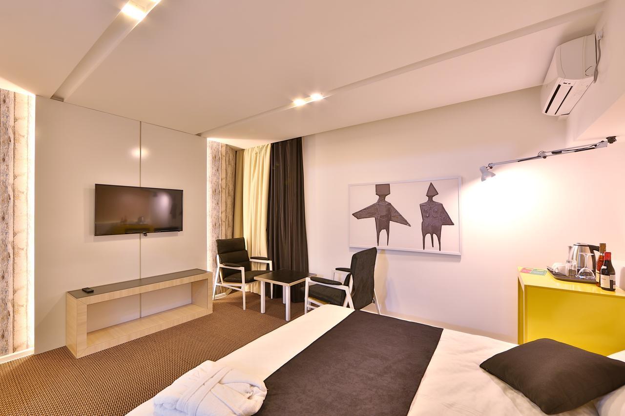 Io Boutique Hotel Bishkek Bischkek Exterior foto